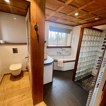 La Garenne Hotel 4*